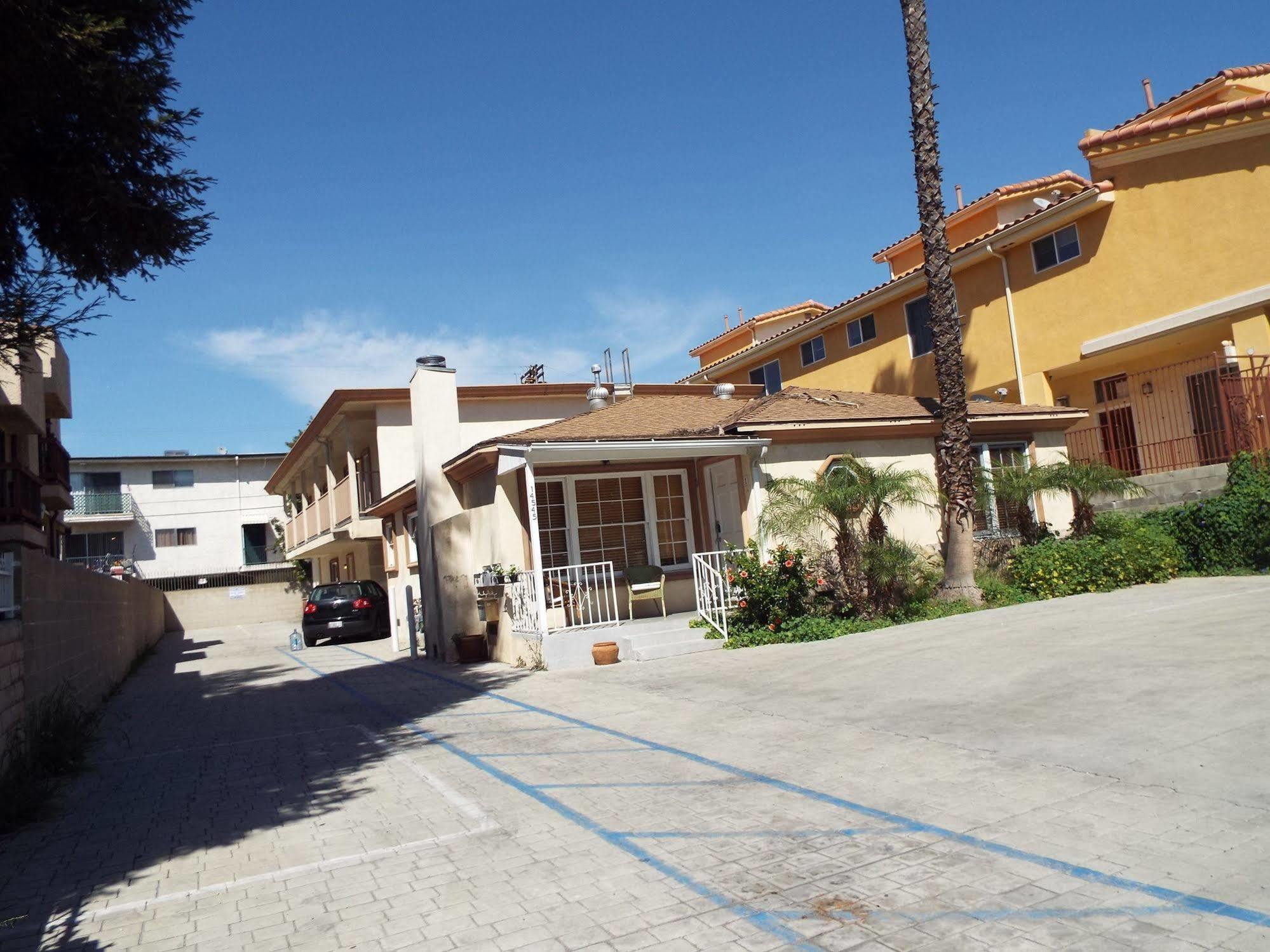 The Vivoli House Apartments Los Angeles Exterior photo